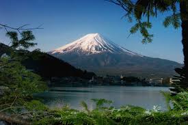 Japan het met ongeveer 127 miljoen inwoners die wêreld se tiende grootste bevolking. Fujiyama Alle Tips Reviews En Reizen Vind Je Op Azie Nl