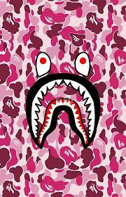 It was founded in los angeles, california, in 1969, mainly by raymond washington and stanley williams. Wallpaper Gangster Bape Wallpaper Iphone Bape Shark Wallpaper Bape Wallpapers