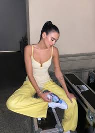 Dua lipa spent much of 2019 recording what would become her second studio solo album, future nostalgia which was released on march 27, 2020, to critical acclaim. How Dua Lipa Dressed For A Week Of Filming Campaigns And Grammy Rehearsals Vogue