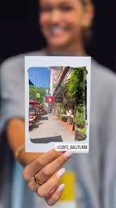 New Look @ Café Bauturm ❤️. Where is my mind? @daniel.lisson We love it ✌️.  #cafebauturm #ausstellung #newlook #daniellisson #lunch #frühstück  #aachenerstraßeköln #coffee #coffeelover #moxxa #moxxacaffè #mood #kölnliebe