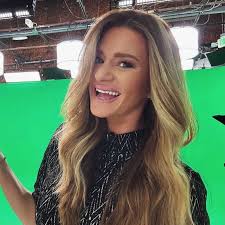 Alex Lehnert (@alexlehnerttv) · Instagram photos and Reels