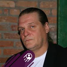 chess is like girls, not easy to understand"