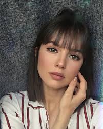 696 Curtidas 2 Comentarios Frenchpostbad No Instagram Chloedebarros Short Hair Styles Haircuts Straight Hair Short Straight Hair