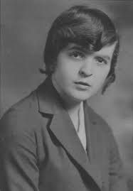 Silken Threads [M28Ia10]