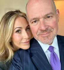 Off to the @rokuplayer NewFront in NYC. Dealmakers, beware.