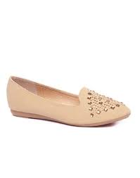 Découvrez la collection de chaussures femme beige pas cher sur le site shoes.fr. Chaussure Femme Style Shoes Ballerine Slipper Beige