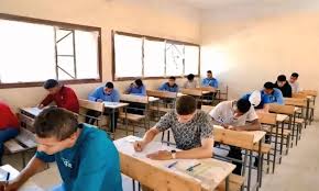 طلاب الشهادة الإعدادية 2026 بالجيزة يؤدون امتحاني اللغة الأجنبية والكمبيوتر  - جريدة عالم النجوم