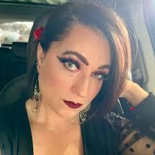 Mindy Grace's Instagram, Twitter & Facebook