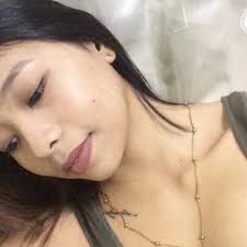 Aisha Fernandez (@aishafernx)