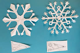 Basteln herbst winter basteln weihnachten winter basteln mit kindern weihnachten bastelideen weihnachten eiskristalle basteln schneeflocken basteln kinder basteln anleitung kinder basteln ideen. Schneeflocken Basteln Mit Kindern Betzold Blog