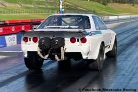 Explore cook24v's photos on flickr. Weltrekord Skyline Mit 350 Km H In Unter 6 5 Sekunden Autobild De