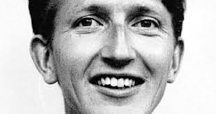 Roger Berthoud: 'Independent' leader-writer who also wrote acclaimed  biographies of Henry Moore and Graham Sutherland