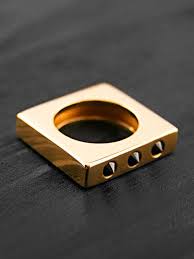 Bauhaus Ring W Inverted Black Diamonds Alex Chloe