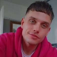 Dean Gladman (@whoisd3an) • Threads, Say more