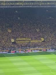 Ahead of the game, fans put together a fantastic mosaic of dortmund players lifting. Felix Tamsut On Twitter Borussia Dortmund Schalke 1 Bundesliga 27 4 2019 A Banner In Borussia Dortmund S Sudtribune Rock N Roll Schalke You Queers Are Singing To Kay One A German Rapper Photo Engtanzen Https T Co Rm2tnihnei
