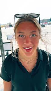 Leigh Purcell's Instagram, Twitter & Facebook