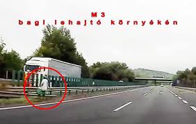 Sokkot Kapott Az Autos Amikor Meglatta Hogy Mi Van Az M3 Ason Az Elvalaszto Savban Kep