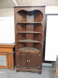 The upper section is a single mirrored door flanked by braided rope crving while the bottom cabinet has 2 carved paneled doors. Sold Price Vintage Antique Corner Cabinet January 2 0119 10 00 Am Mst