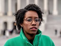 Nikita Richards (@NRichardsIL)