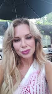 Veronica Skaggs's Instagram, Twitter & Facebook