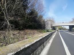 L'autovelox attivato tra luglio e ottobre, prima della decisione di spegnimento adottata dal comune (e non imposta dalla prefettura), resta posizionato al chilometro 290+390, mentre un secondo si trova al chilometro 289+200, prima di quello già esistente (provenendo da senigallia). Falconara Gravi Incidenti Lungo La Ss16 Si Corre Ai Ripari In Arrivo 2 Nuovi Autovelox