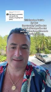 Replying to @Phil McKracken #travel #vfcstravels #keywest #keywestlife  #keyweatliving #livinginkeywest #travelblogger #travelguide #traveltips  #floridakeys #florida