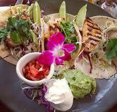 And while most people would be turned off after multiple dismal experiences, i persevered, believing there because it just got better and better. Fish Taco S From Duke S On Oahu Sigh Hawaiian Food Man Food Recipes