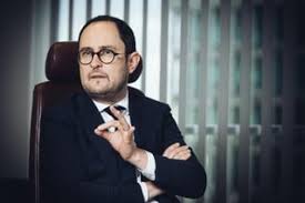 Volgens de limburgse gouverneur jos lantmeeters gaat het federaal parket ervan uit dat conings nog in leven is. Spoorloze Militair Jurgen Conings Stond Op Terreurlijst Vri Gazet Van Antwerpen Mobile