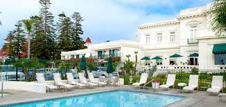 Each accommodation is individually furnished and decorated. Glorietta Bay Inn Coronado Ca California Beaches