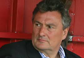 Fußball-Legende Dieter Müller liegt im Koma