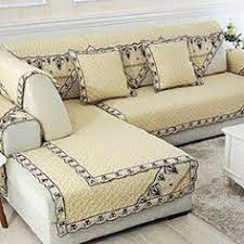Just plan the thick wooden length to make the seat and then finish it with short wooden legs and with a perfect leather seat mattress or cushion as you can see. 35 Sofa Cover Ideas Ø§Ù„ØªÙ†Ø¬ÙŠØ¯ Ø£ØºØ·ÙŠØ© Ø§Ù„Ø³Ø±ÙŠØ± Ø§Ù„ÙØ±Ø§Ø´