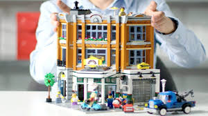 Lego Modular Building 2019 Corner Garage Lego Designer Video Review Lego Modular Lego Modular Building