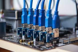 A cryptocurrency mining rig consists of a computer that has many graphics cards but no monitor. Mining Rig Selber Bauen Coingeeks De
