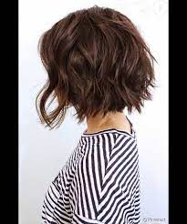 Carré dégradé plongeant à la nuque effilée, une coupe dynamique pour toutes les femmes modernes coiffure jack holt coiffeur créateur photographe. Coiffure 5 Inspirations Pour Succomber Au Carre Degrade Puretrend