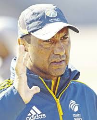 Vincent Barnes vra meer streepballe van boulers