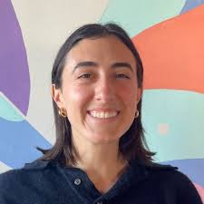 Today is Loe L.'s first day at Webflow and I'm ecstatic to work with her.  Loe was recently Head of UX, Growth at Hubspot and feel fortunate to have  her leadership and