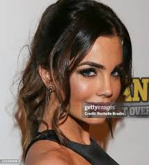 82 Photos & High Res Pictures