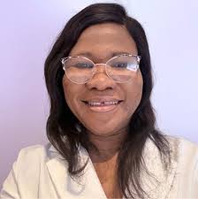 Back in the office today after a long weekend celebrating our engagement  and my birthday with friends and family. Feeling very loved and full of  gratitude. A busy week of meetings ahead