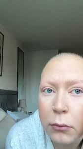 Vicki Loo's Instagram, Twitter & Facebook