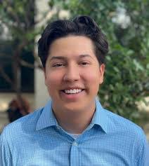 Alfredo Delgado's Instagram, Twitter & Facebook