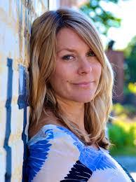 Linda Saltzman's Instagram, Twitter & Facebook