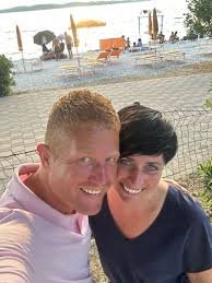 2️⃣ 0️⃣ 2️⃣ 4️⃣ Het jaar 2024, een jaar waarin wij met Veltman Vloeren weer  enorme stappen hebben gezet! Wij? Ja, sinds eind dit jaar helpt Nicole  Veltman mij nóg meer dan