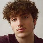 Benson (@bensonboone)