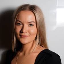 After nearly 3 years at Quizlet, it's time for a new adventure ⚡️Working in  ed tech during a pandemic, while having a partner who is also an educator,  taught me more than