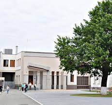 Gheorghe șincai national college (romanian: S A FÄcut RecepÅ£ia Noului Corp MultifuncÅ£ional De La Colegiul NaÅ£ional Gheorghe Sincai