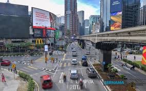 The height of the building was 150 metres high. Bernama Traffic Flow Change At Jalan Sultan Ismail Jalan Raja Laut Intersection Dbkl