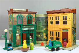 Vintage Fisher Price 1974 Sesame Street Play Family House Etsy Sesame Street Fisher Price Vintage Fisher Price