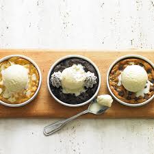 Bj S Mini Deep Dish Pizza Calories Pizookie Trio Three Mini Pizookies One Delicious Dessert At Bj S Menu Bj S Restaurants And Brewhouse