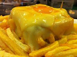Francesinha é uma sanduíche originária da cidade do porto, em portugal. Apetece Lhe Uma Francesinha Passe Pelo Colombo Colombo