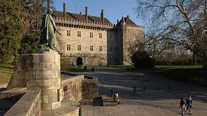 Para mais informações a respeito da fundação da casa de bragança e o paço de vila viçosa e outros equipamentos da fundação, acessem. Paco Dos Duques De Braganca Www Visitportugal Com